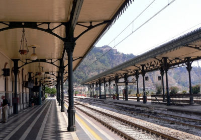 Già deserta la Stazione di Taormina-Giardini