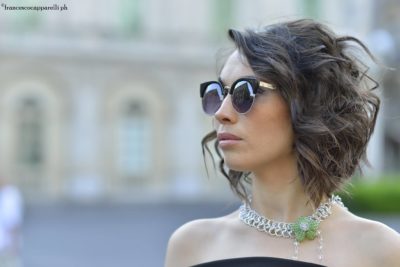 Nella foto la modella Andreea Sidenco indossa i gioielli della designer Margherita Russo