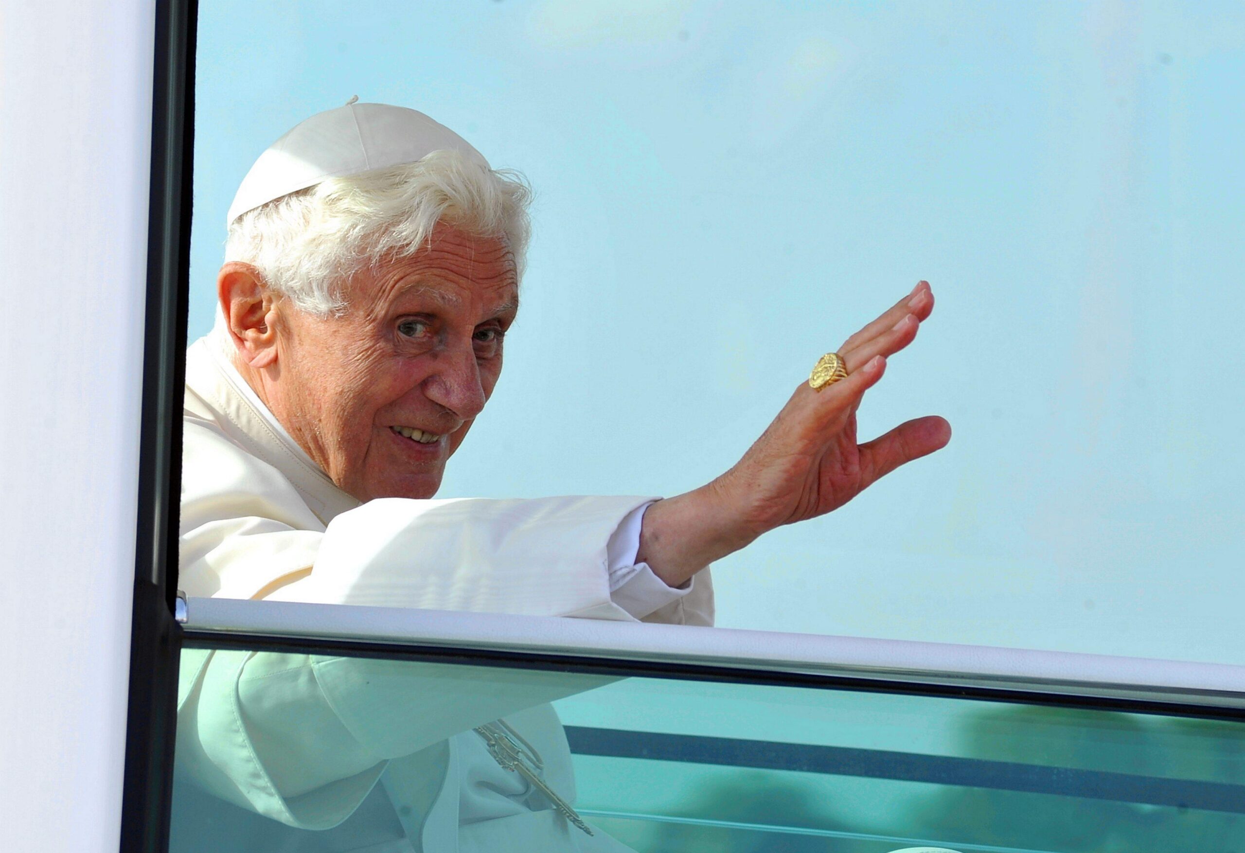 E’ venuto a mancare Papa Joseph Ratzinger | La Voce dell'Isola
