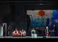 Debutta al Teatro Biondo di Palermo “La ragazza sul divano”